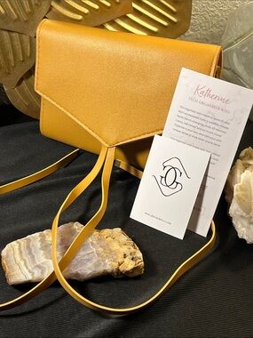 Glass Ladder & Co Honey Colored Travel Jewelry Roll Organizer